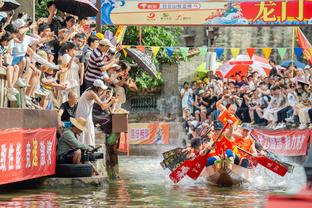 利拉德：我从未在一年的这个时间点去过拉斯维加斯 感觉太棒了